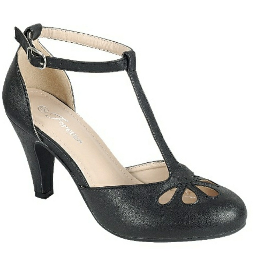 New Women's Teardrop Cut Out T-strap Pumps